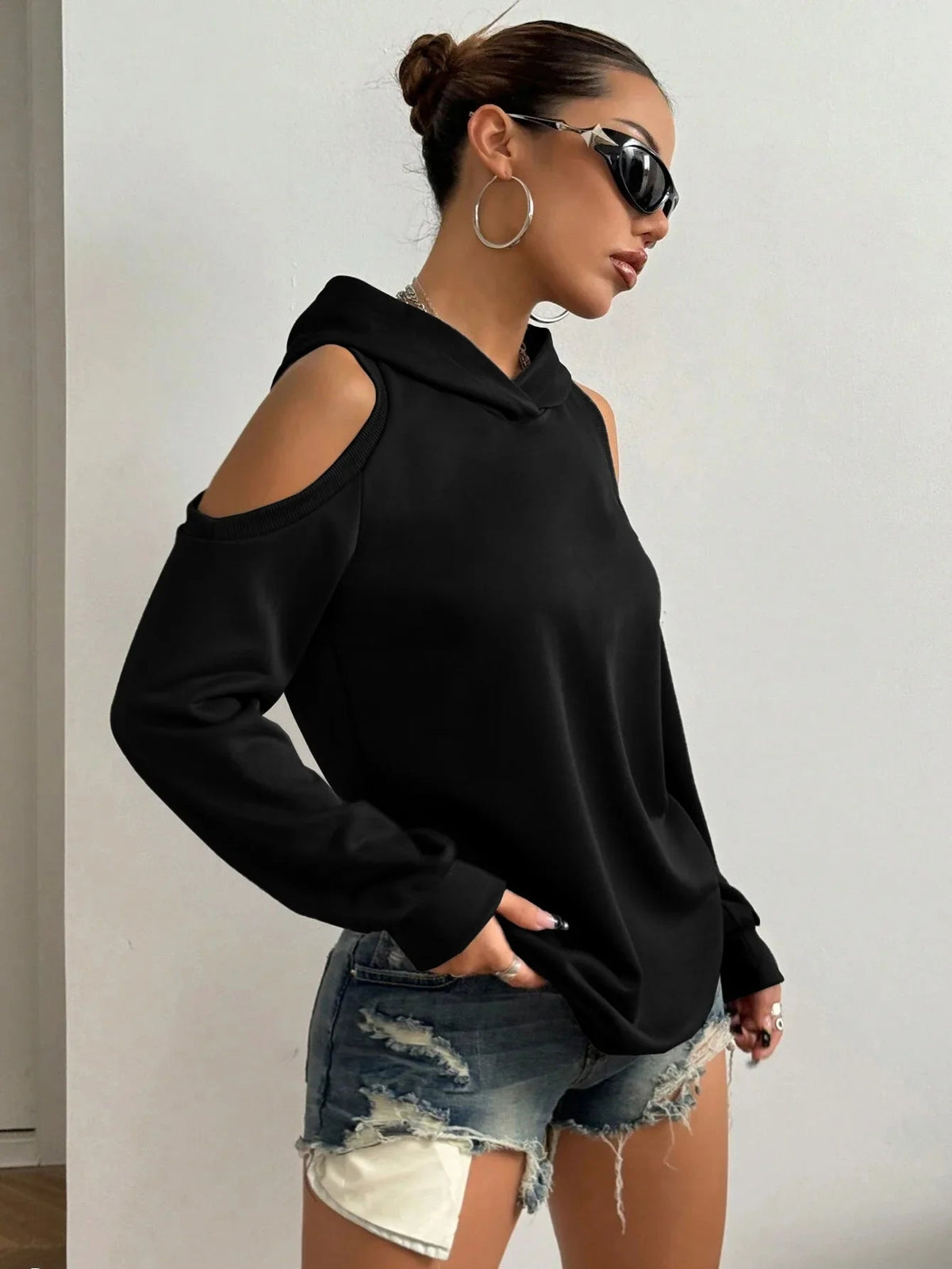 Camélia™ — Pull élégant aux épaules ajourées