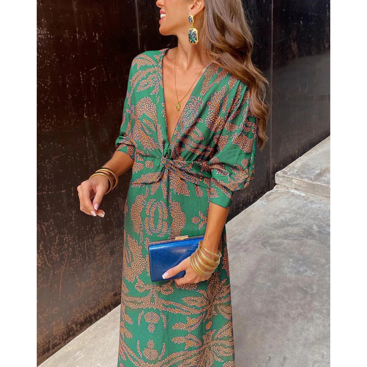 Arabella | Robe longue à décolleté plongeant et nœud torsadé