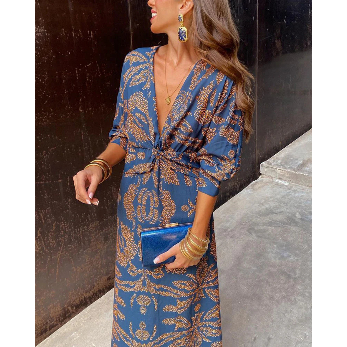Arabella | Robe longue à décolleté plongeant et nœud torsadé