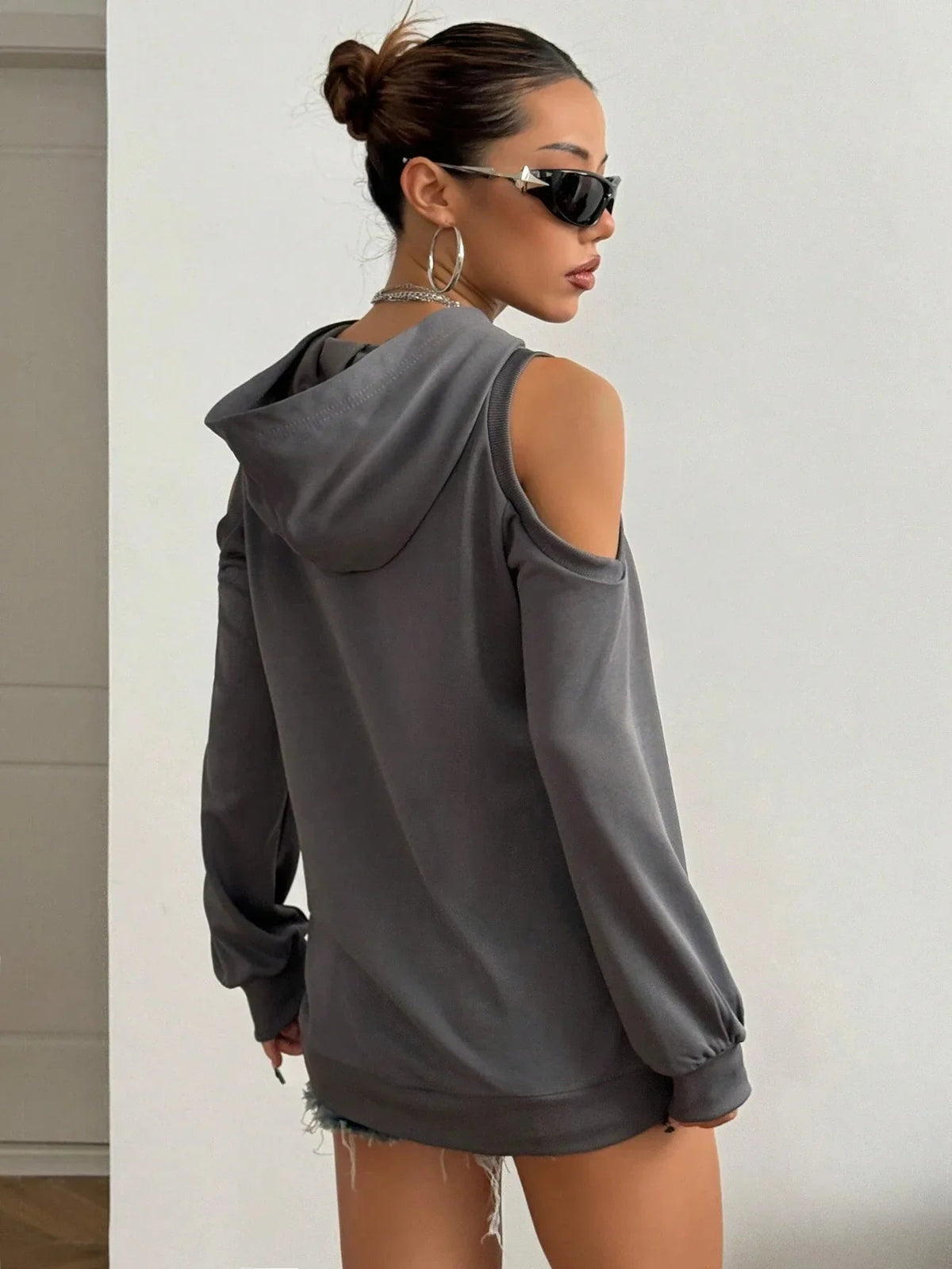 Camélia™ — Pull élégant aux épaules ajourées