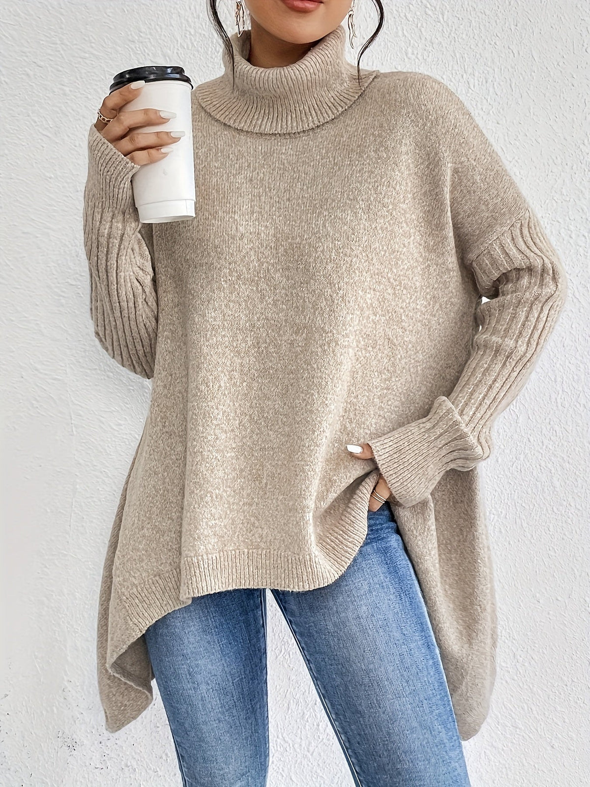 Léïna™ – Le pull col montant doux et décontracté