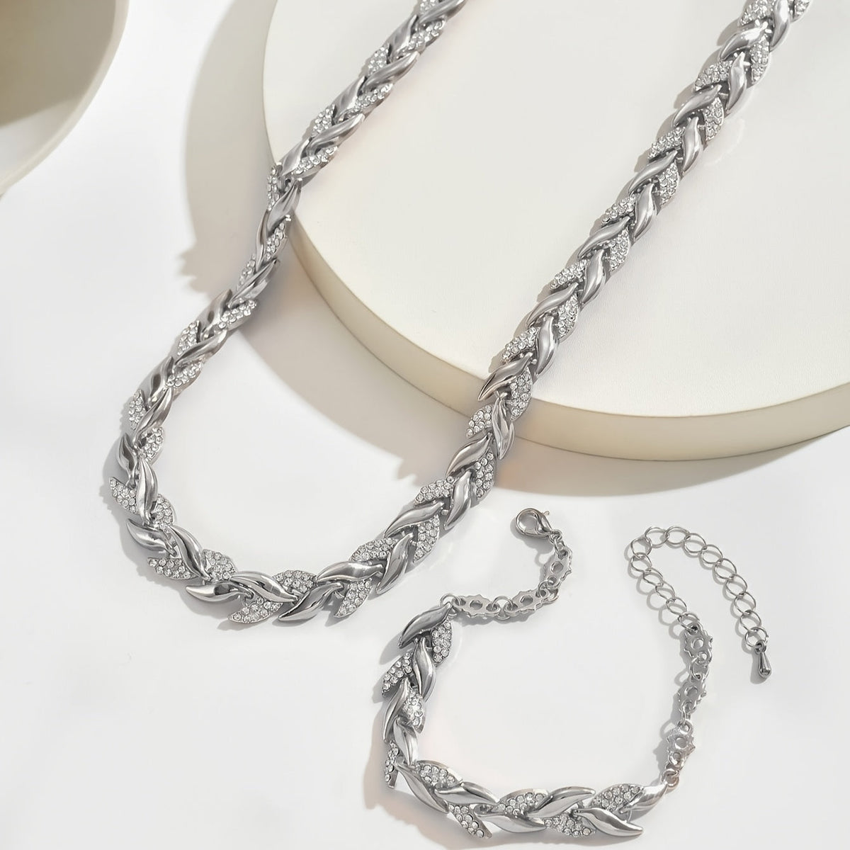 Claudine™ | Pendentif et bracelet en forme de queue de poisson, faits main