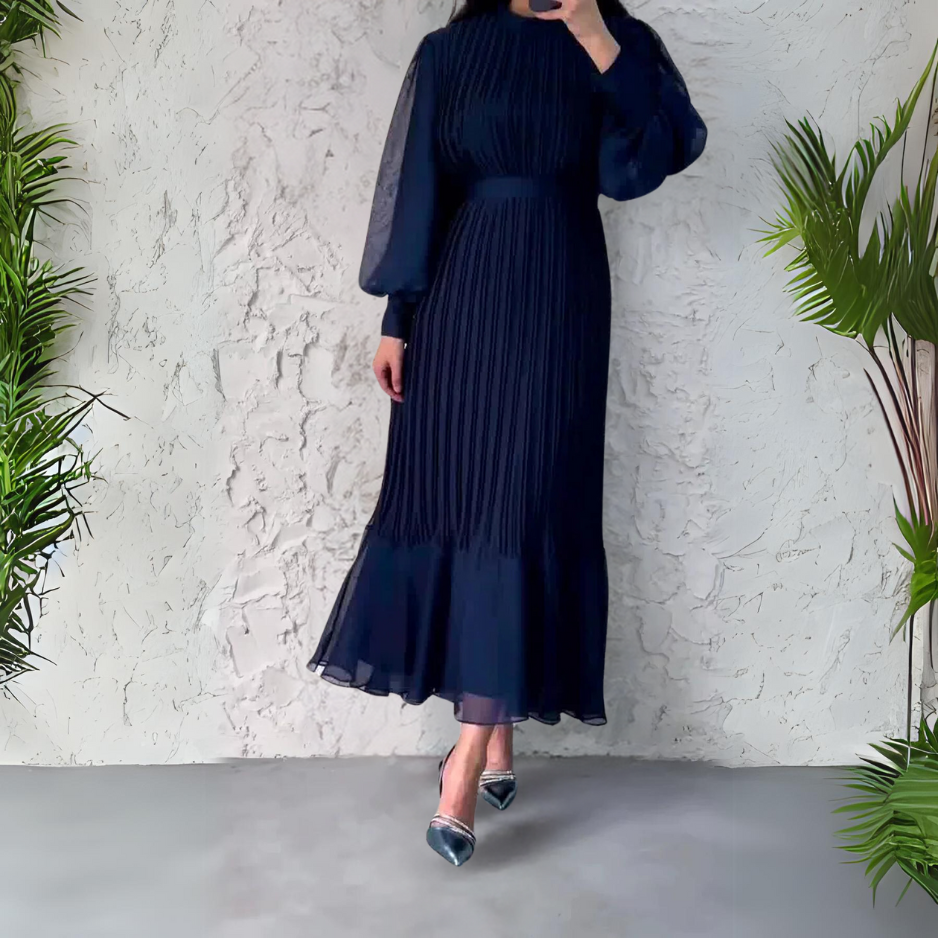 Cami | Robe de soirée chic française d'automne avec détails en maille