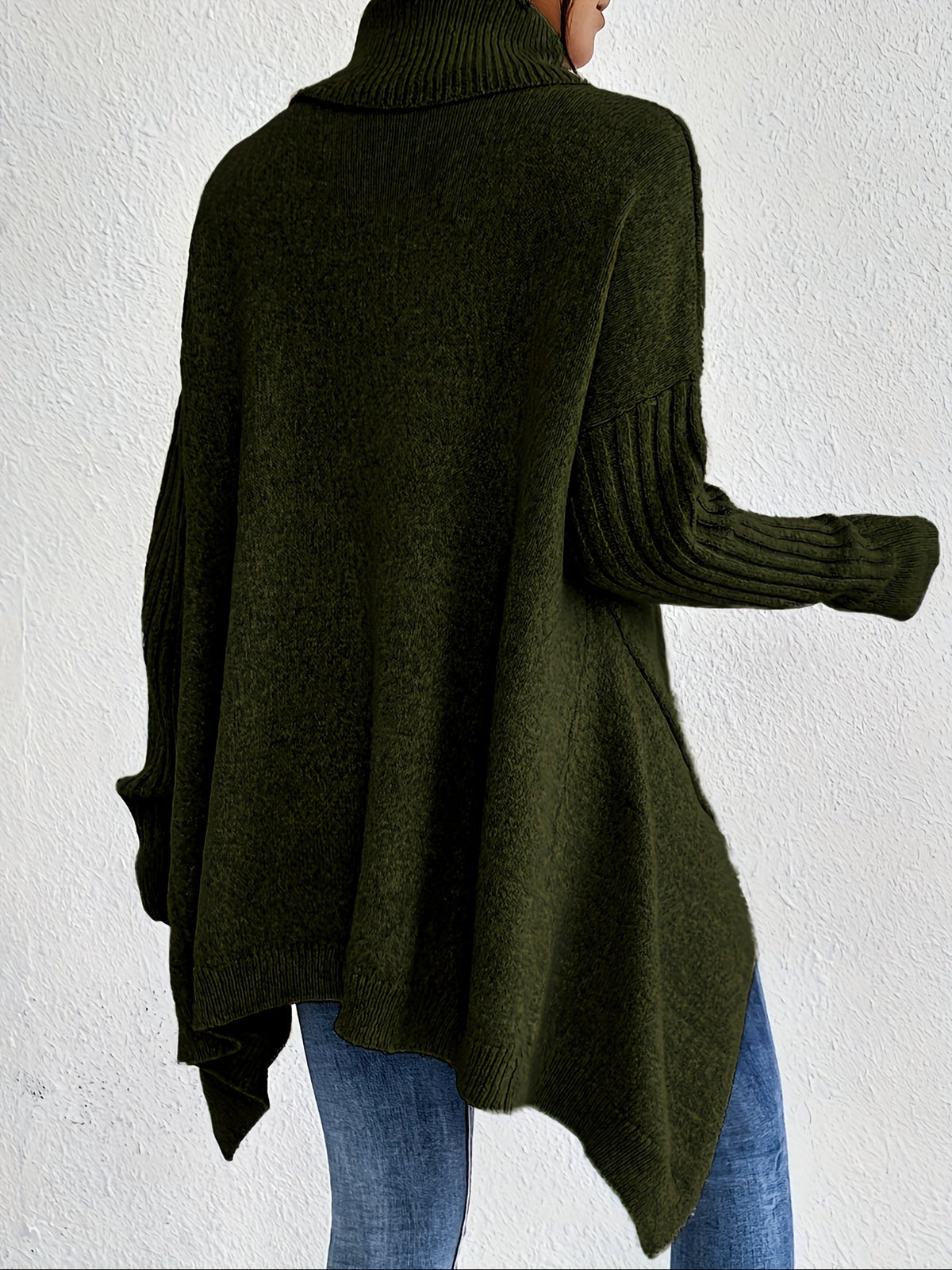 Léïna™ – Le pull col montant doux et décontracté