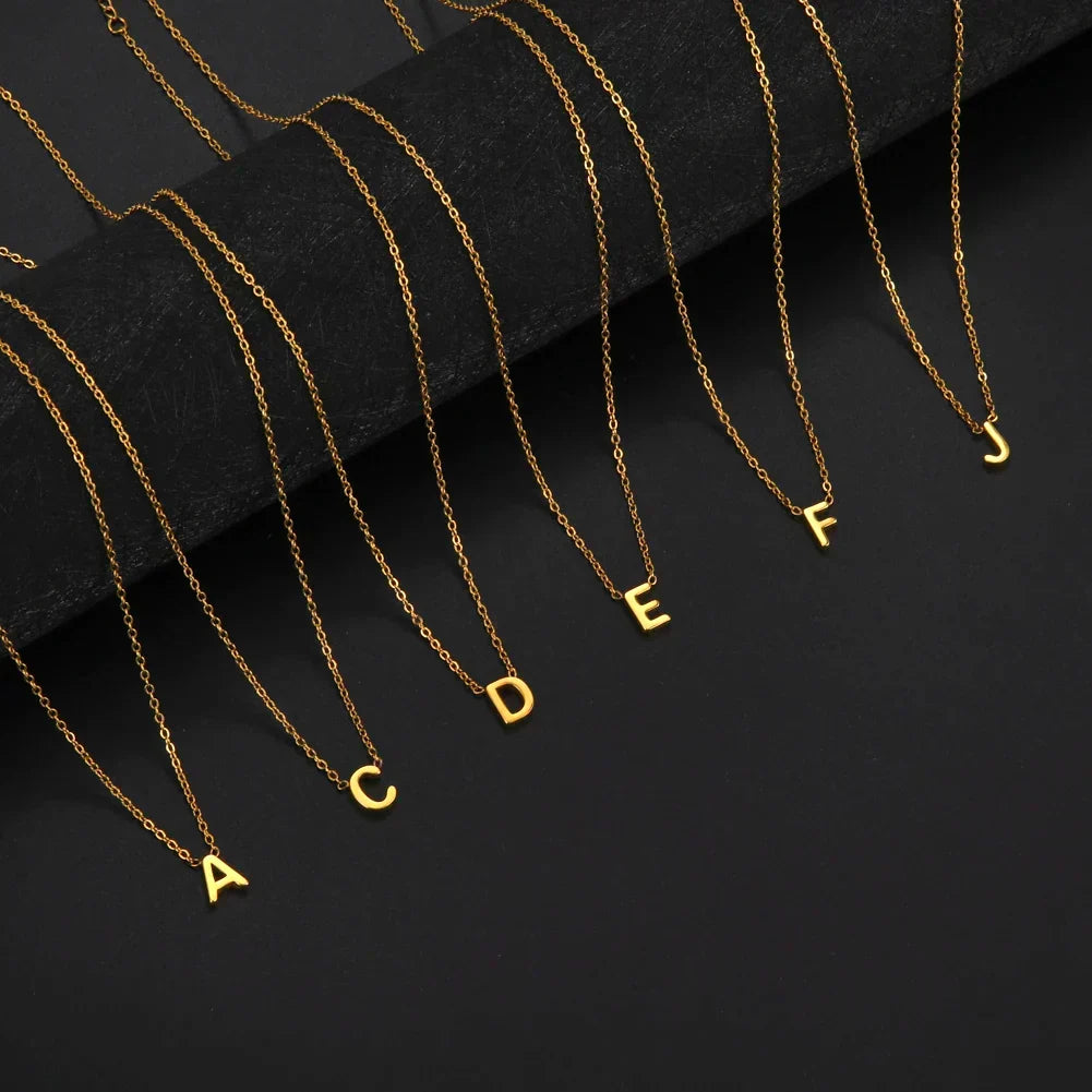 Collier pendentif alphabet brillant