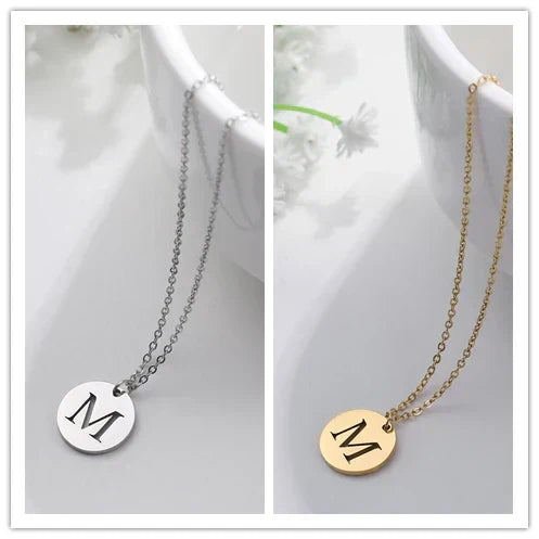 Collier Pendentif Lettre en Or Élégant