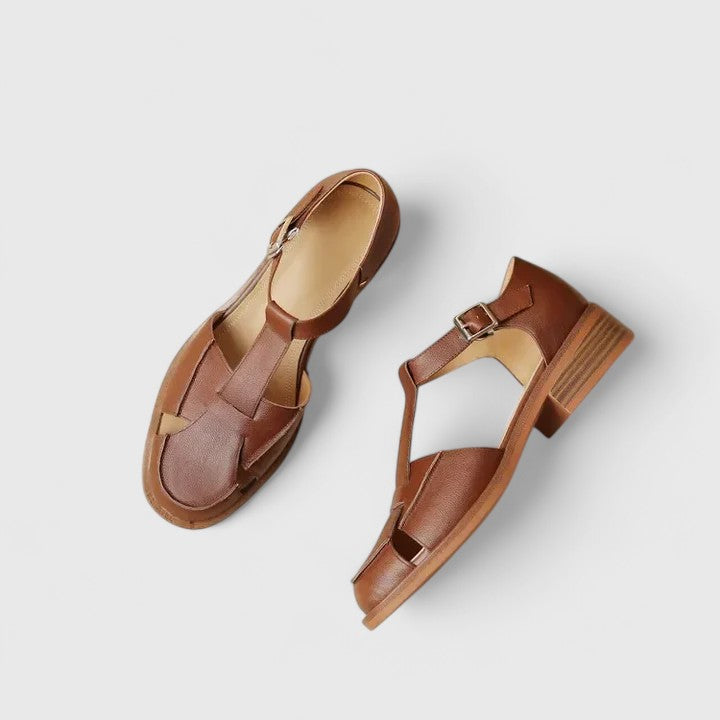 Odile | Chaussures ajourées à bride en T et talon effet bois