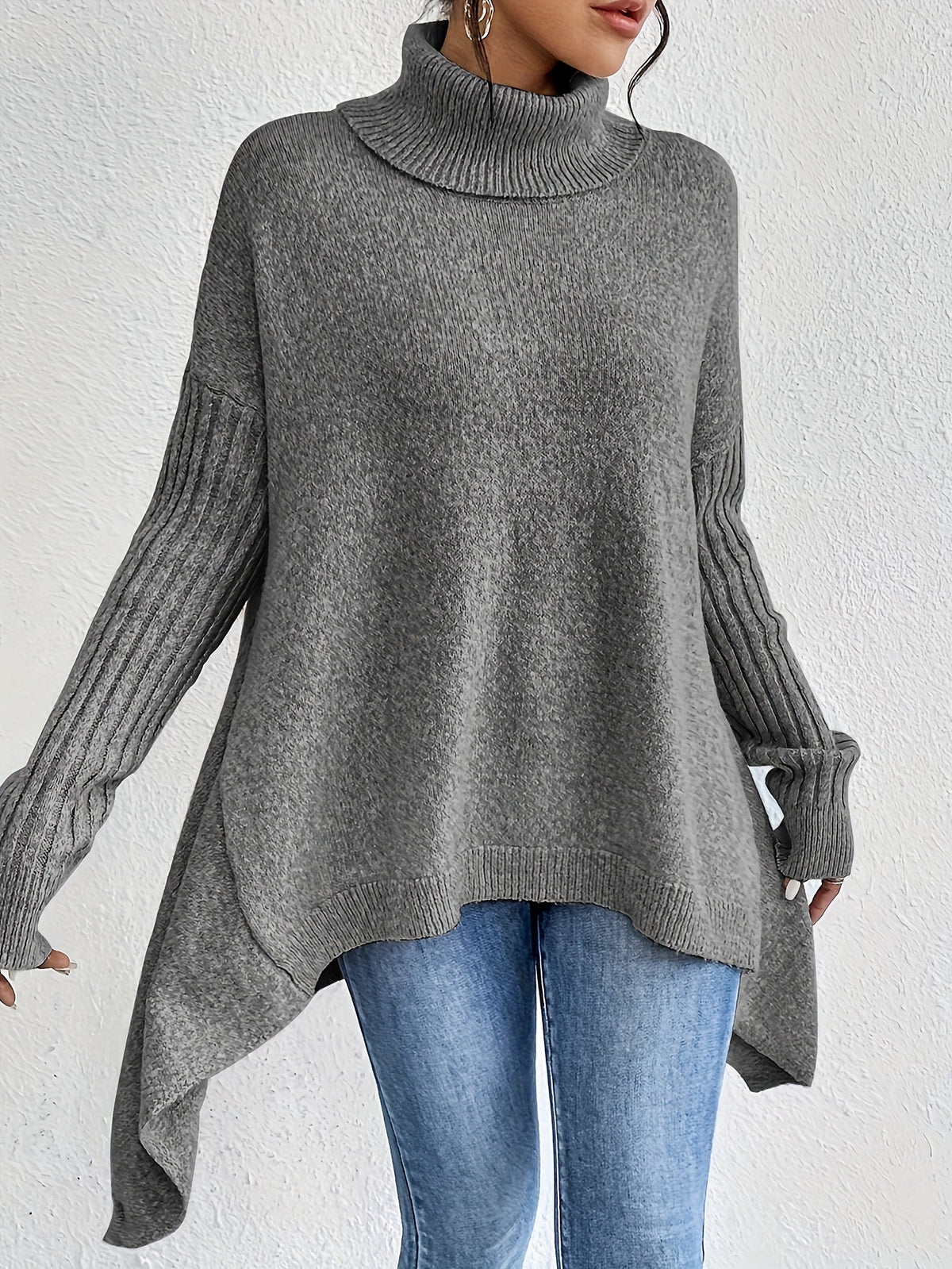 Léïna™ – Le pull col montant doux et décontracté
