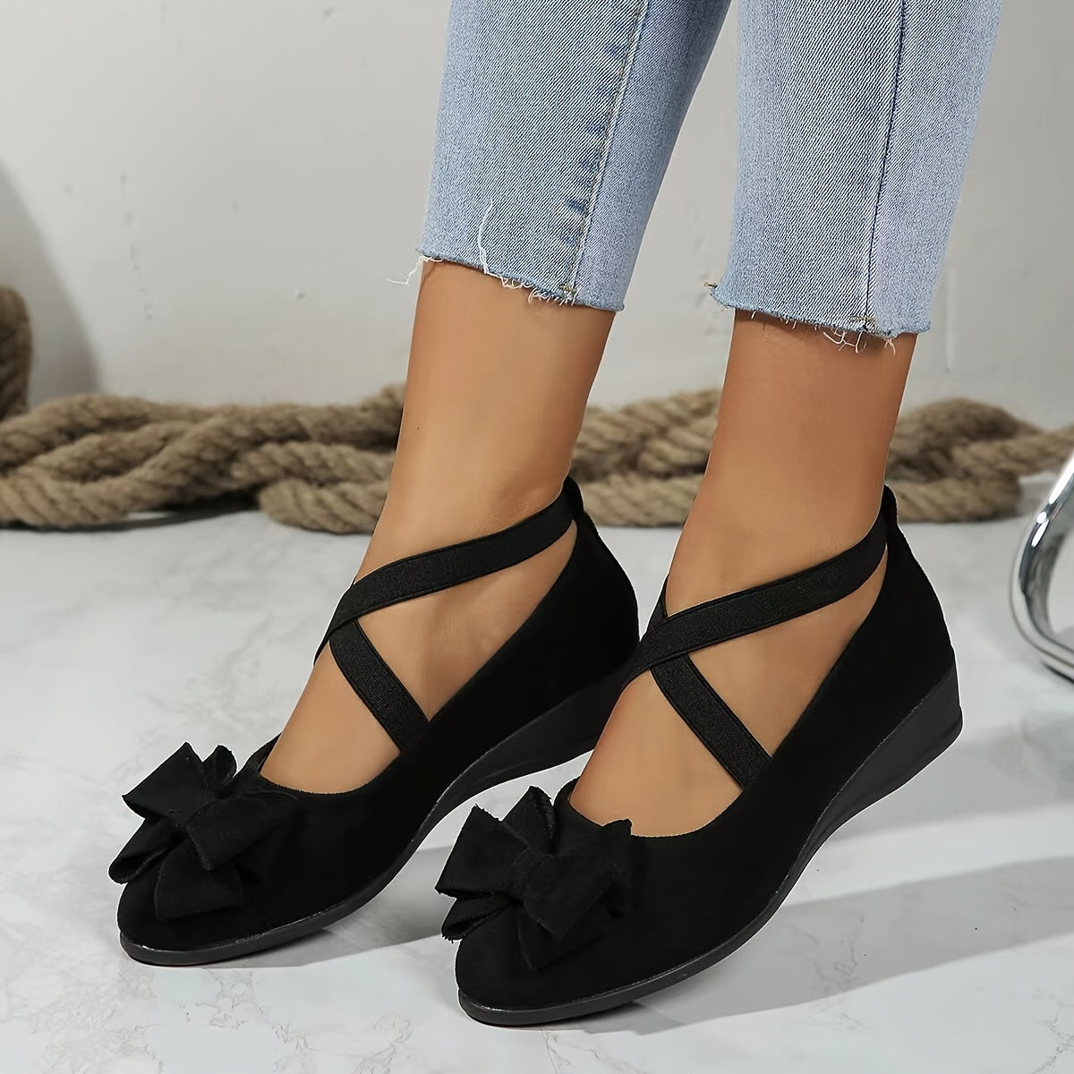 Philippine | Chaussures compensées à brides croisées pour pieds sensibles