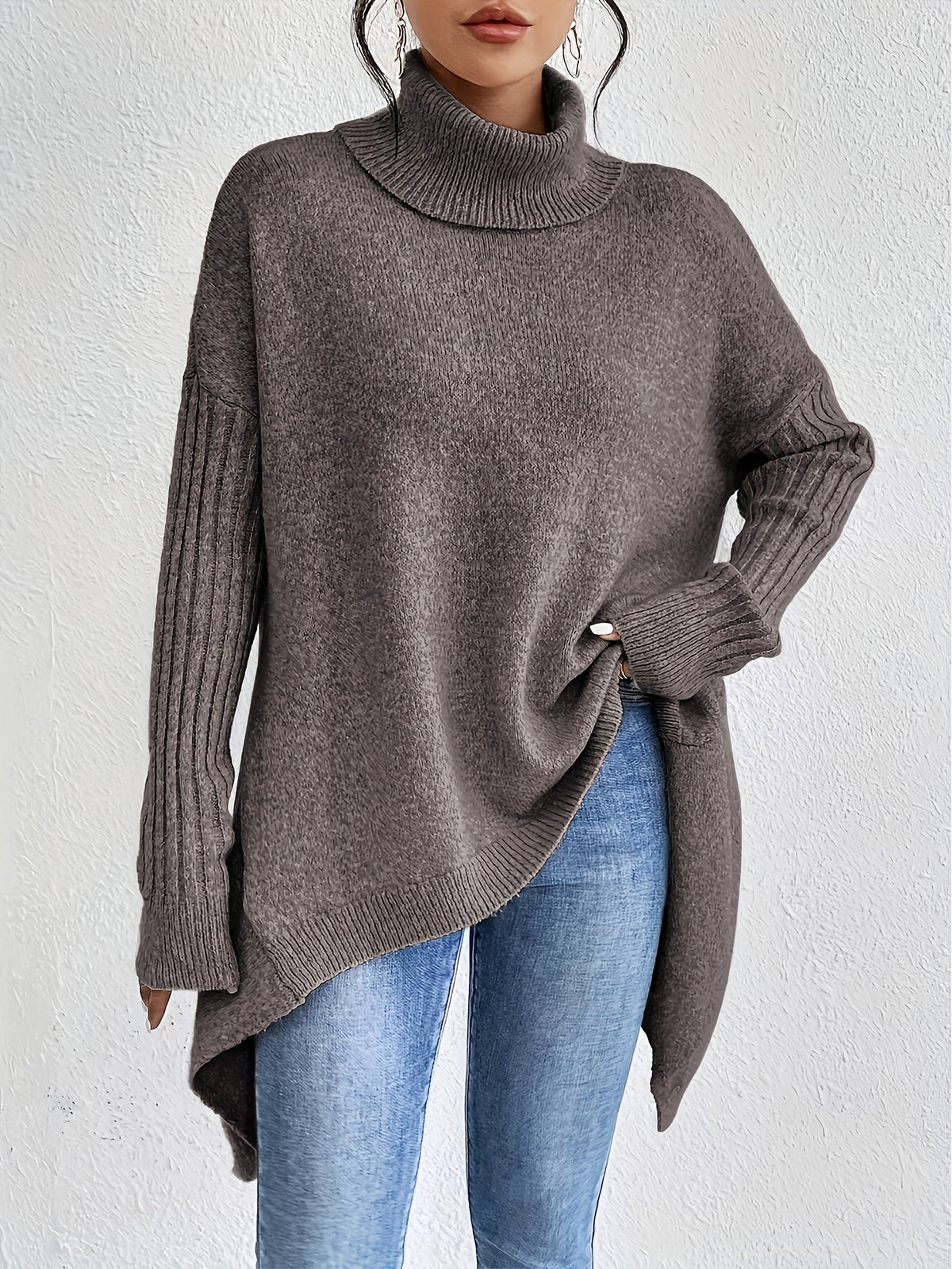 Léïna™ – Le pull col montant doux et décontracté