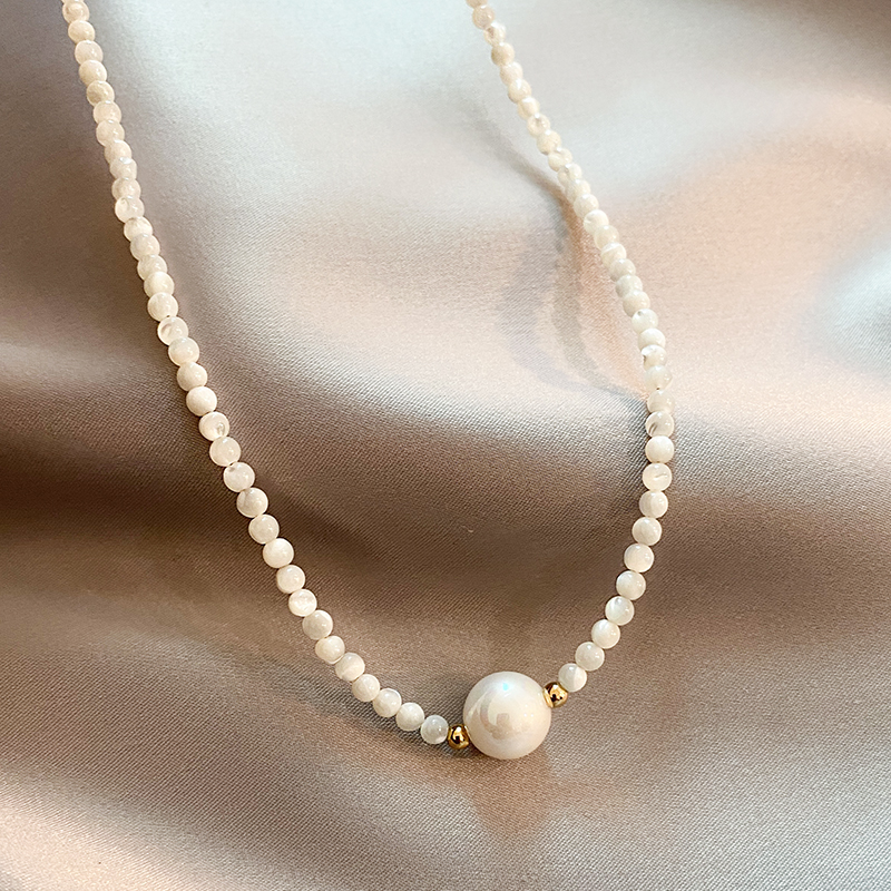 Collier de perles chic